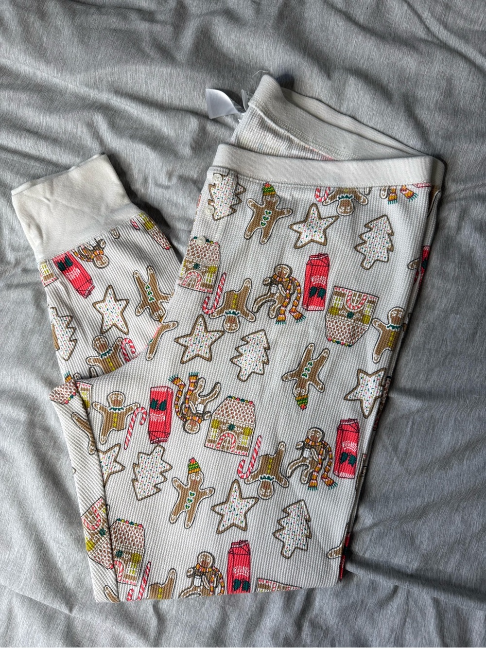 Womens White Holiday Gingerbread Print Pajama Pants